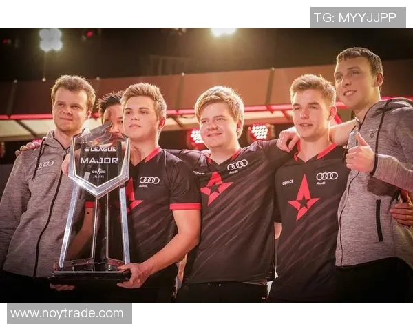 CSGO团队协作排名新突破V5战队再创佳绩引发关注